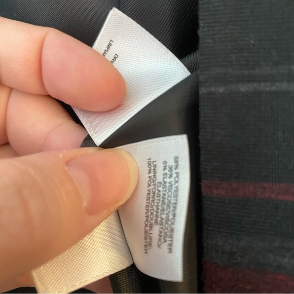 Slightly cropped Nine West blazer with stripes and flutter 3/4 sleeves. Size 6 - Picture 7 of 10